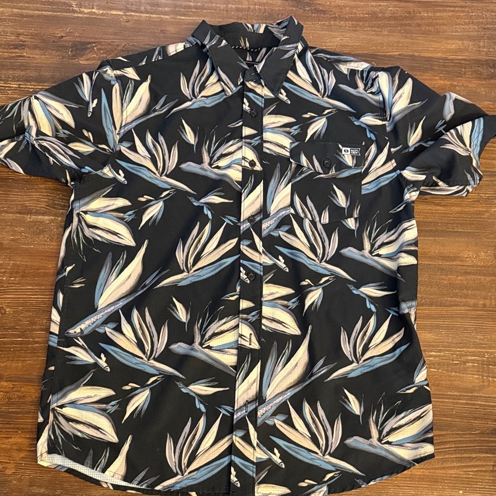 Salty Crew Black and White Leaf Pattern Shirt